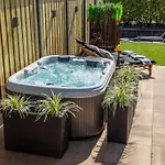 Incl Boat, Jacuzzi,subboarts On A Quiet Park With Private Parking Lejlighed Loosdrecht