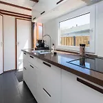 Incl Boat, Jacuzzi,subboarts On A Quiet Park With Private Parking